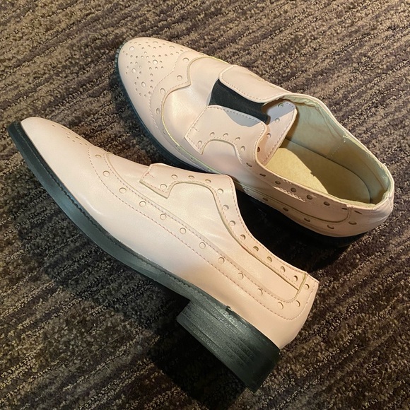 Shoes - Women’s Classic Loafers